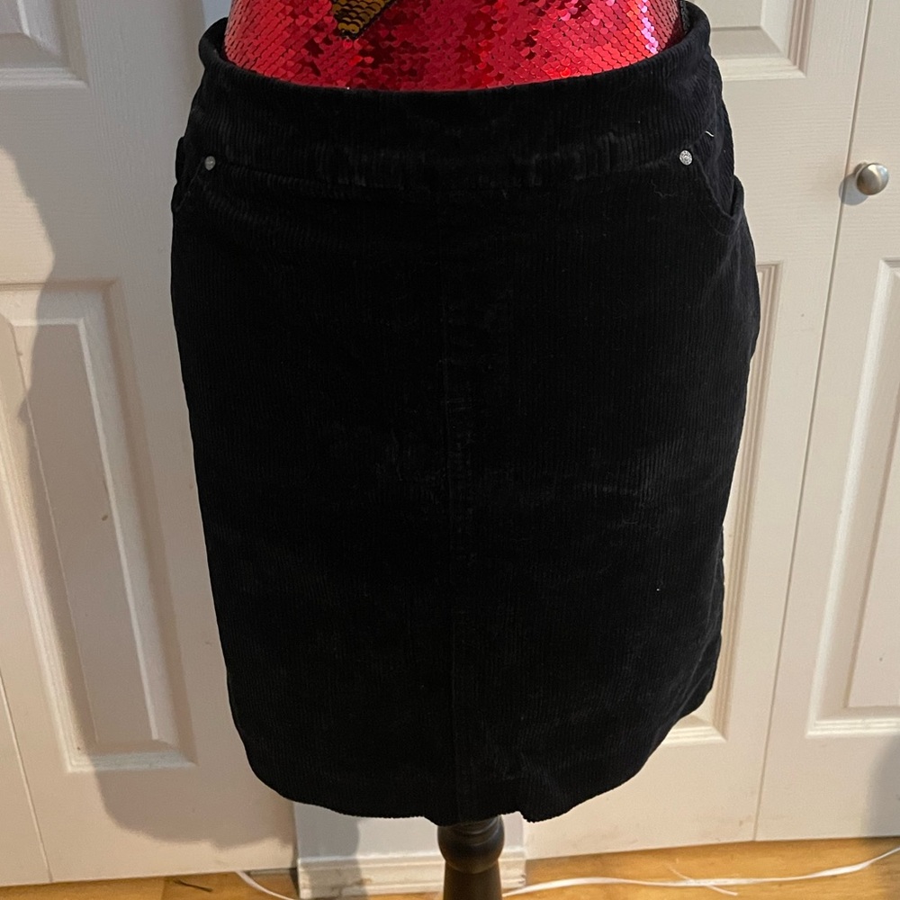 Black cord stretchy skirt
